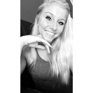 Meet your Posher, Bre